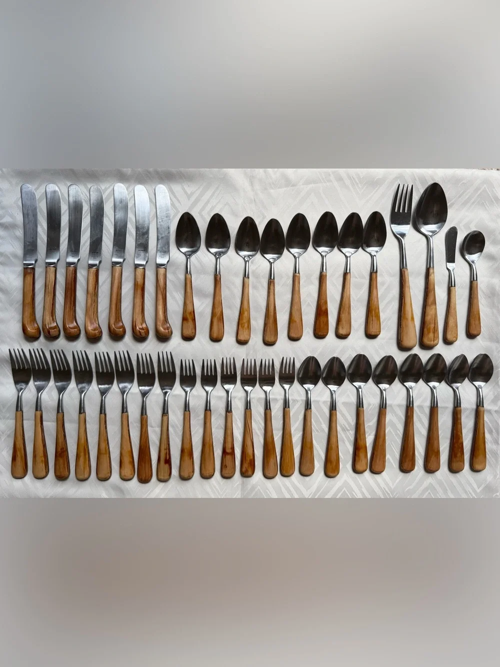 41 VTG Aspen Trend Pacific Japan Wood-Handle Flatware Set Stainless Steel Wooden